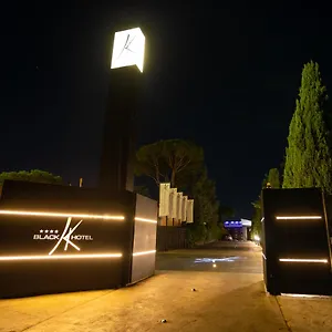 4* Otel Black