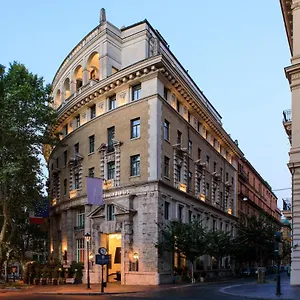 5* Otel Grand Palace