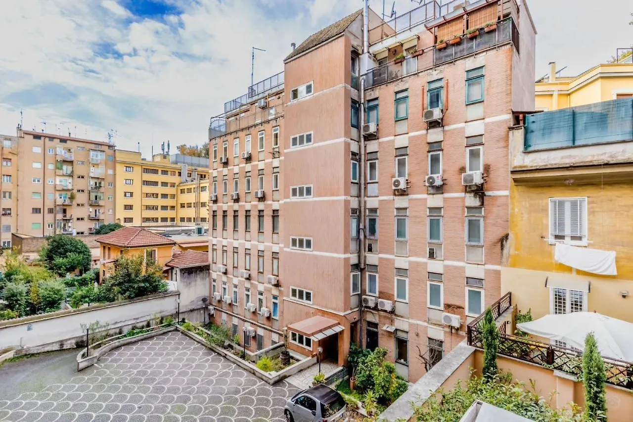B&B Trastevere 94 Rome